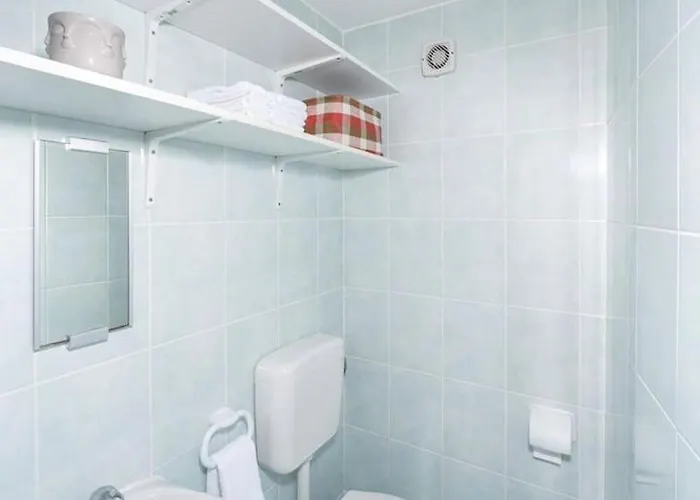 Crvena Uvala 아파트 *