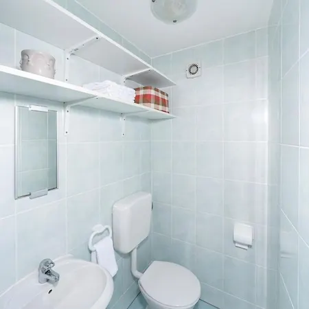 Crvena Uvala Apartment *