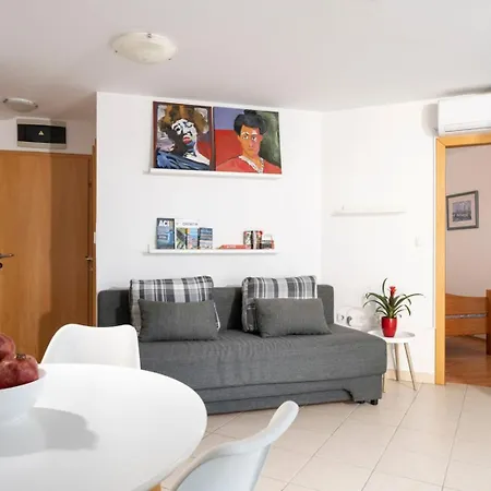 דירה Crvena Uvala